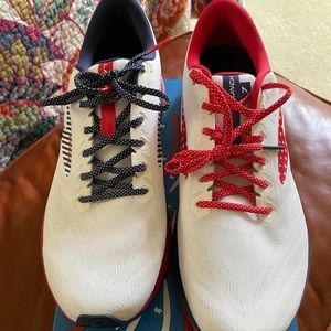 Brooks Launch 7 new w/ box Red/White/Blue kicks